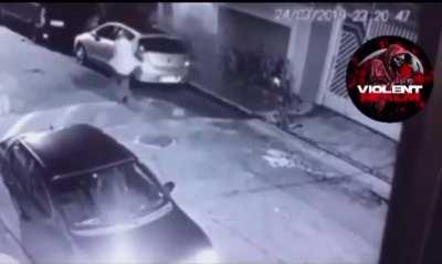 Man tries to assault a woman. Pays the ultimate price.