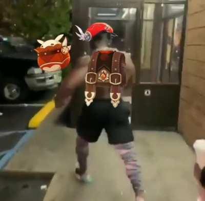 Klee on her way to obliterate the local fish