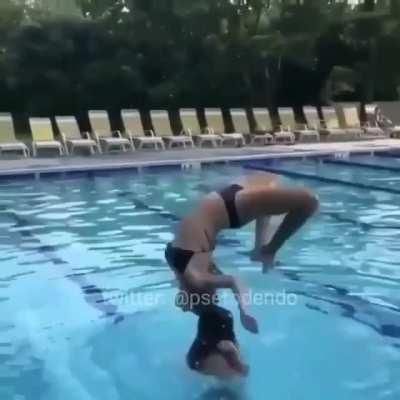 0_0 mds / créditos pelo vídeo 👇  