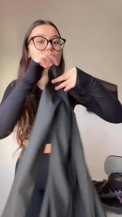 madonna sta troia quanto mi fa arrapare