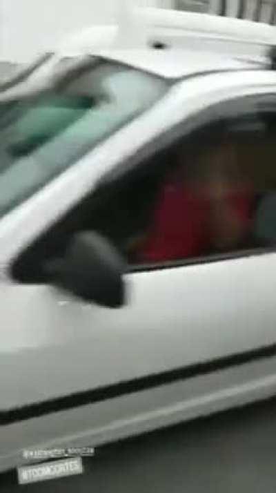 Toma esse envelopamento 😎