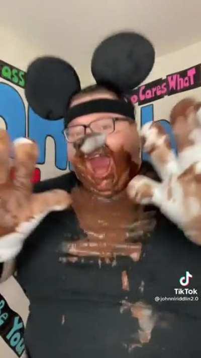 Blursed whatever the hell this is O_o