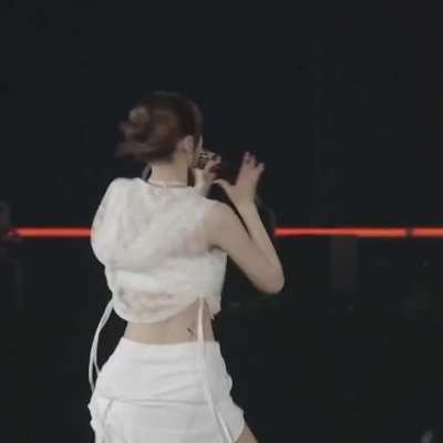 Chaewon of LE SSERAFIM