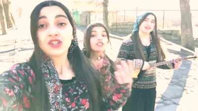 idk how but I found this gem today (Trio Mandili)