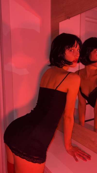 I'm 22yo hot girl and I love my A Cups