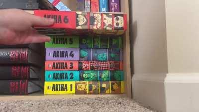 These 6 volumes of Akira in my Bookshelf