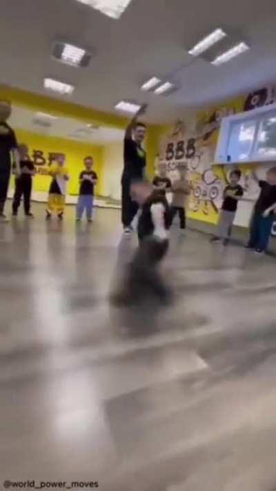 the way this guy moves