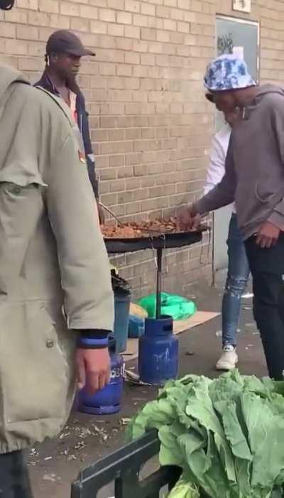 No respect for the food vendor