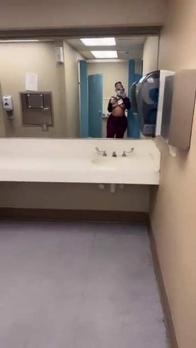 Nurses/RN’s be beggin for sum nut 🥜