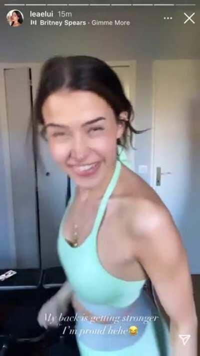 Some weightlifting 🏋️‍♀️