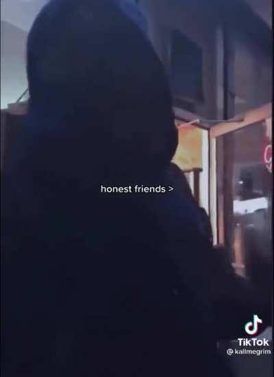 We all need a friend like this 💀