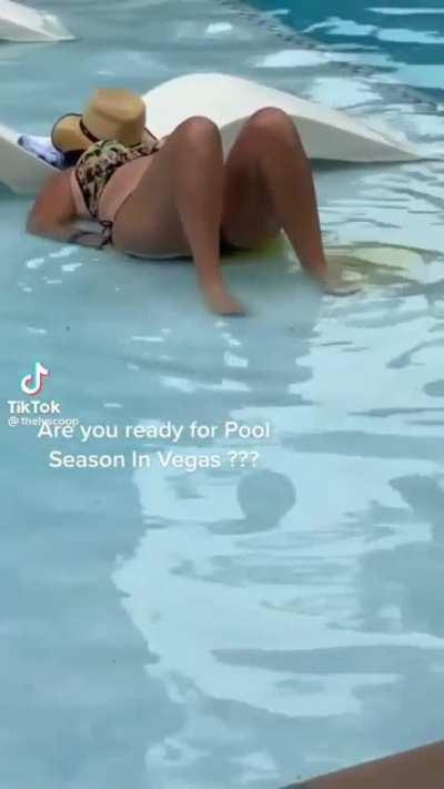 To pee in the resort pool unnoticed