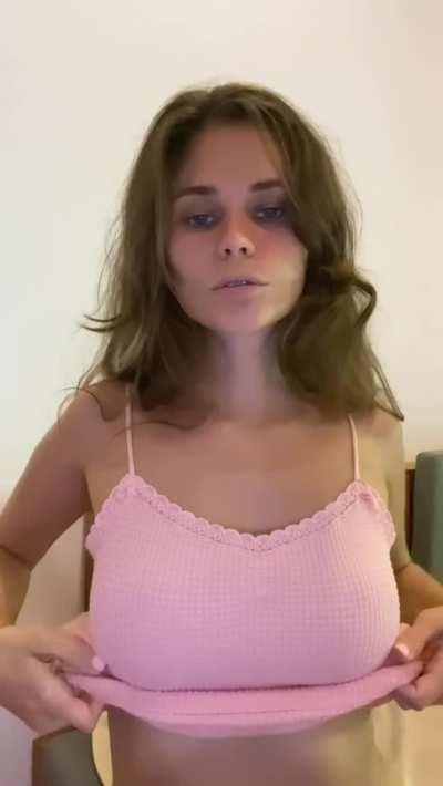 Who likes my boobs ?