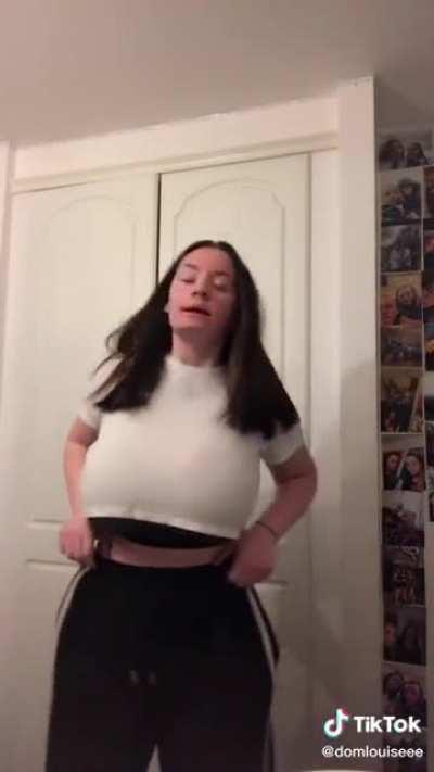 @domlouiseee the 🐐 of massive knockers