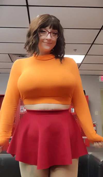 Flexing Velma