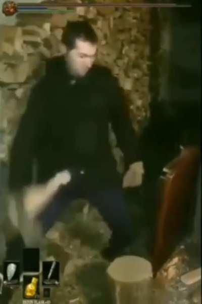 Como me siento despues de hacerle first try a un boss en DS/BloodBorne