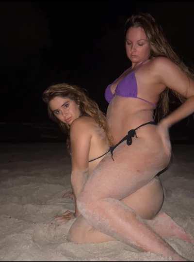 Riding my pawg at the beach 