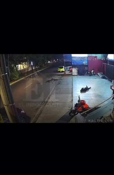 Guy chases down opps and gets shot in mutual combat, buddies come pick him up