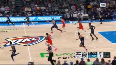 [Highlight] Jokic turns on the jets and passes to Barton, who then does a look away pass to a cutting Gordon for the slam!