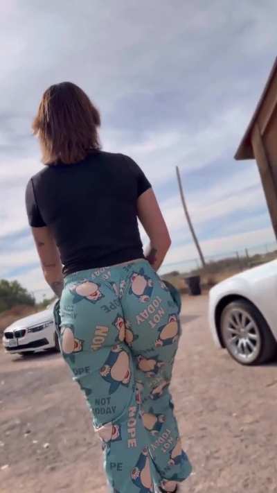 🧟‍♂️🍑