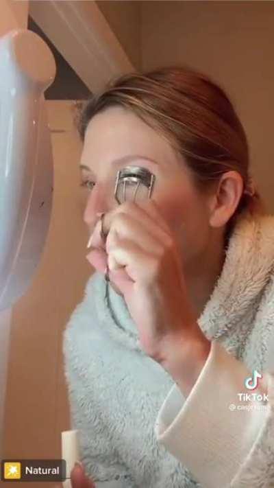 My favourite form of entertainment is seeing older millennials let out their inner boomer