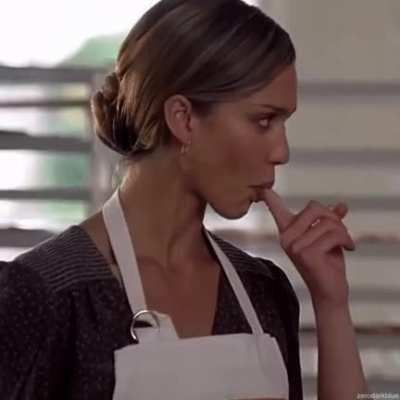 I bet Jessica Alba would make you cum in seconds with her mouth, how would you fuck her after?