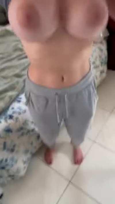 my big perky boobs love being bounced up and down to celebrate when I let them free like a good little fuckdoll