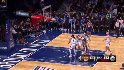 [Highlight] James Harden with the deep 3 with only 2.6 seconds remaining in the 2nd quarter. He now has 28 points at half time