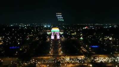 How many of you saw this amazing show live??