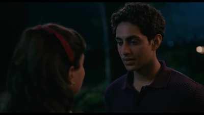 The Archies movie all hot scenes: Khushi Kapoor, Suhana Khan