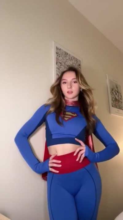 Workout Supergirl (gabri_3lla)