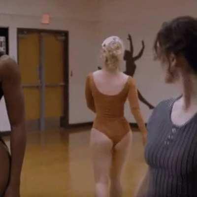 Betty Gilpin in GLOW