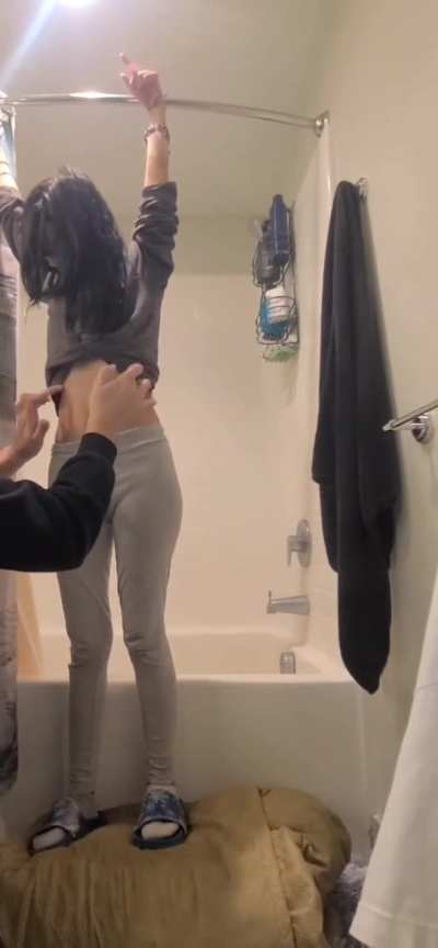 Arianna Bellybutton Tickle 