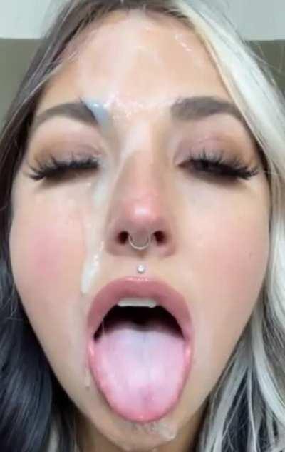 r/Baddiesallover Lounge