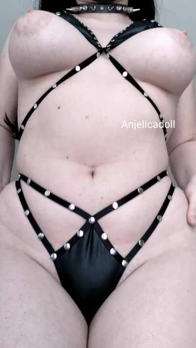 hope you don't mind if also my tummy is bouncing c: