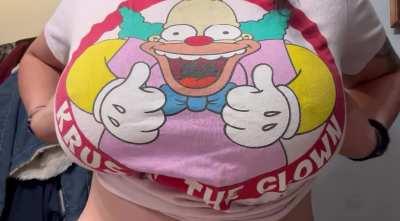 Krusty would have a hard time juggling these