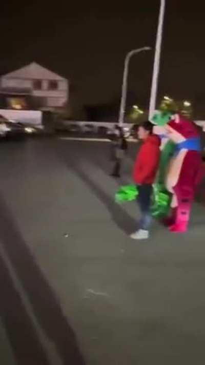 Why is this country so confusing?