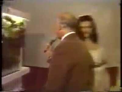 Some one put a live wire behind the grapes bzzzzp