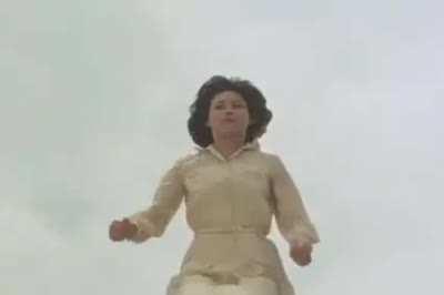 People: Gwen Stacy's death is the saddest moment of Spider-Man's history | Me: