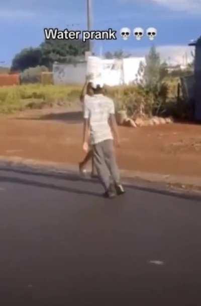 #152/ water prank 🗿