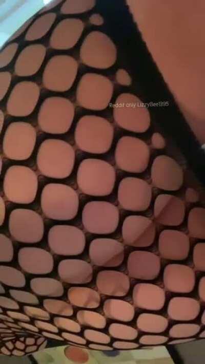 Promise you won’t miss an inch of this mom.... (F)