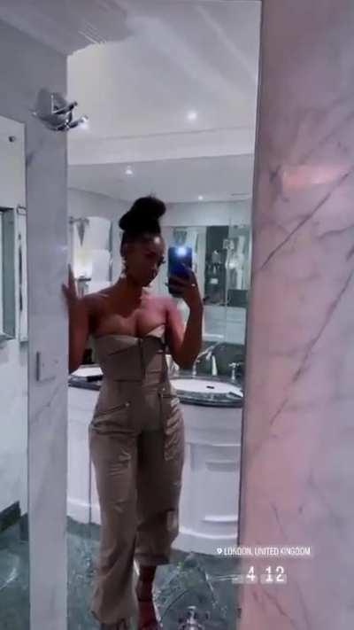 Nafessa Williams â£