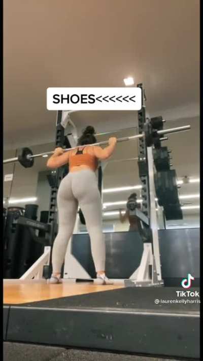 Lauren Kelly Harris big booty