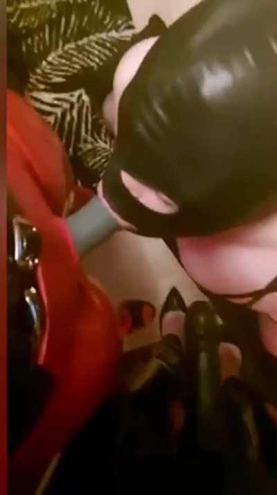 Double blowjob for this sissy slut!