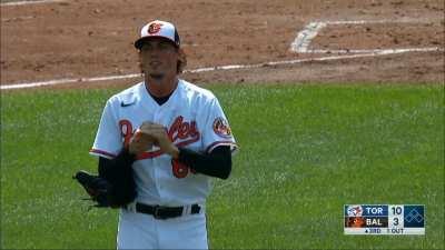 [Highlight] [Highlight] Jake Lamb jacks his first home run as a Blue Jay, giving Toronto their 7th home run and 21st run in their last four innings.