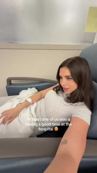 Dafne Keen and Amanda Diaz hospital