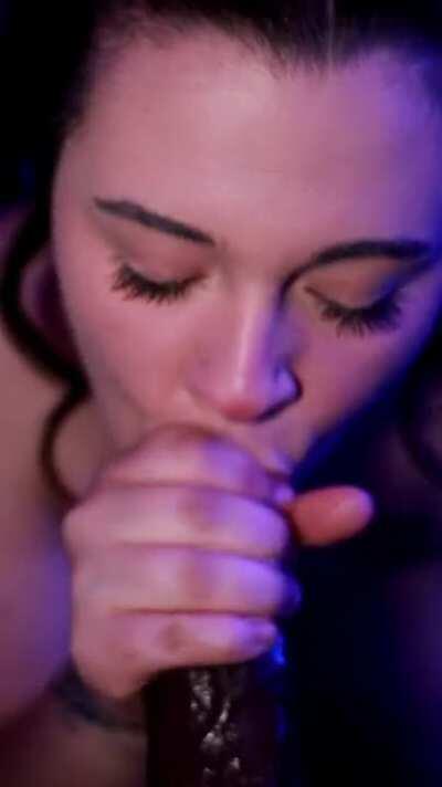 Mommy gets a big Cumshot 💦 (F22)(OC)