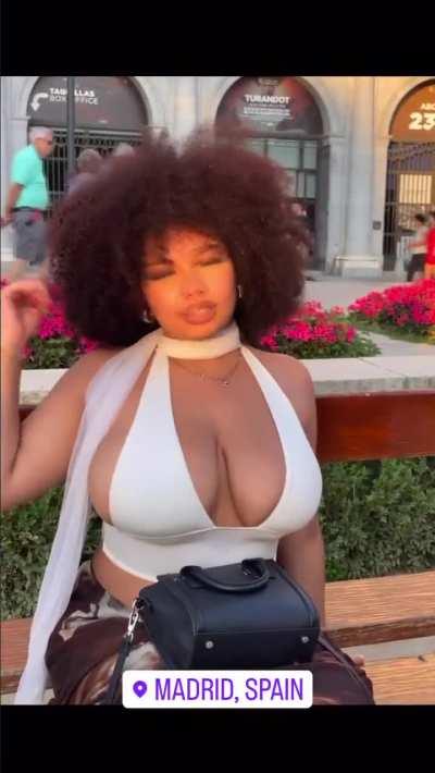 Spanish redbone goddess