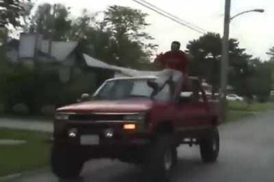 Ekonomiyi düzeltmeye çalışırken...