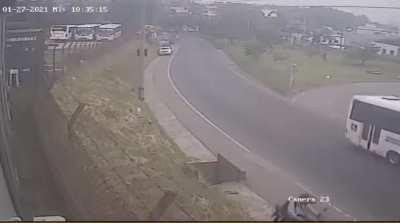 At least he had mirrors